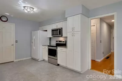 109 N Greenwood Forest Drive, Etowah, NC 28729 - Photo 9