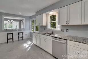 109 N Greenwood Forest Dr, Etowah, NC 28729 - Photo 7