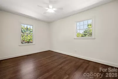 6929 Thorncliff Drive, Charlotte, NC 28210 - Photo 33