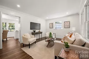 6929 Thorncliff Dr, Charlotte, NC 28210 - Photo 3