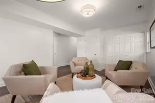 6929 Thorncliff Dr, Charlotte, NC 28210 - Photo 19