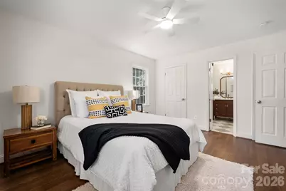 6929 Thorncliff Drive, Charlotte, NC 28210 - Photo 29