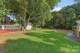 6213 Bevington Pl, Charlotte, NC 28277 - Photo 25