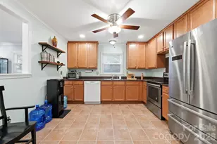 1524 Lanewood Pl, Charlotte, NC 28208 - Photo 7