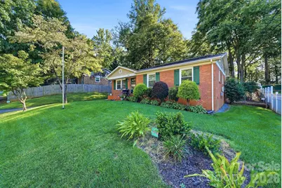 1524 Lanewood Place, Charlotte, NC 28208 - Photo 3