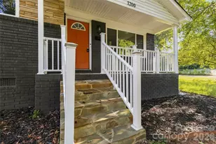 1200 Weststone Dr, Charlotte, NC 28208 - Photo 3