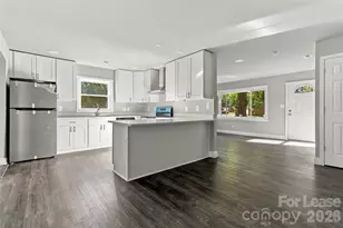 1200 Weststone Dr, Charlotte, NC 28208 - Photo 9