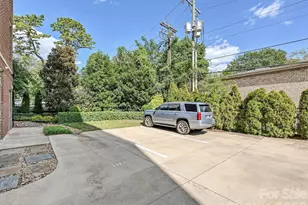 2251 Selwyn Ave, Charlotte, NC 28207 - Photo 41