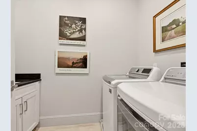 2251 Selwyn Avenue #203, Charlotte, NC 28207 - Photo 37