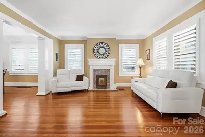 415 W 5th Avenue, Gastonia, NC 28052 - Photo 7