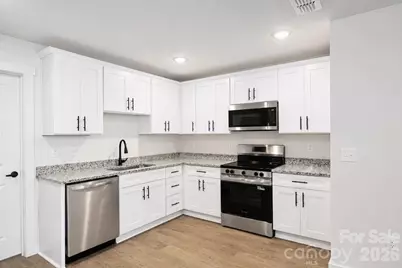1415-1417 3rd Street Place NE, Hickory, NC 28601 - Photo 5