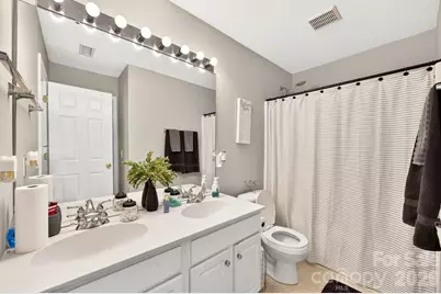 10536 Adlin Avenue, Charlotte, NC 28262 - Photo 35
