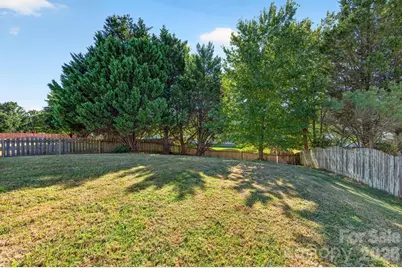 10536 Adlin Avenue, Charlotte, NC 28262 - Photo 41