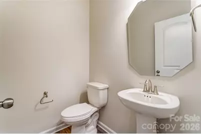 5225 Wyes Oak Lane, Charlotte, NC 28269 - Photo 13