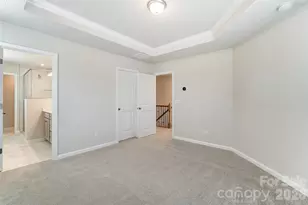 5225 Wyes Oak Ln, Charlotte, NC 28269 - Photo 19