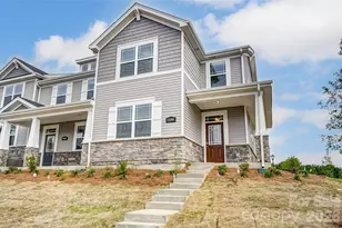 5225 Wyes Oak Ln, Charlotte, NC 28269 - Photo 1