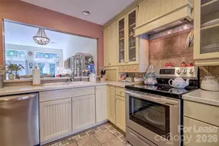 114 Pine Grove Cir, Lake Wylie, SC 29710 - Photo 11