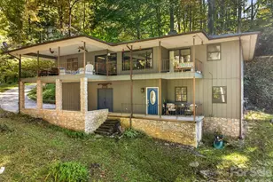 180 Divot Dr, Canton, NC 28716 - Photo 1
