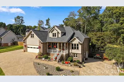 3645 Wandering Lane NE, Hickory, NC 28601 - Photo 1