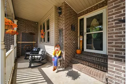 3645 Wandering Lane NE, Hickory, NC 28601 - Photo 3
