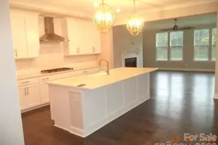 8722 Sherrills Ford Rd, Sherrills Ford, NC 28673 - Photo 15