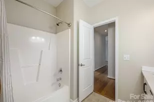437 Appeldoorn Cir, Asheville, NC 28803 - Photo 23