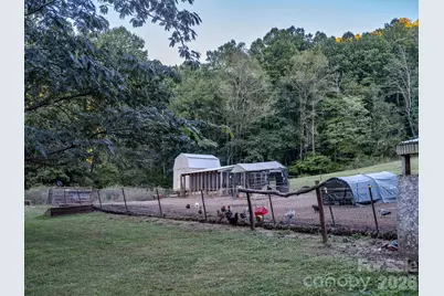 1102 Price Town Road, Clyde, NC 28721 - Photo 23