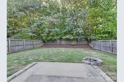 5724 Henderson Oaks Drive, Charlotte, NC 28269 - Photo 35