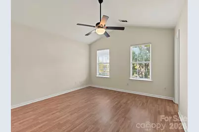 5724 Henderson Oaks Drive, Charlotte, NC 28269 - Photo 15