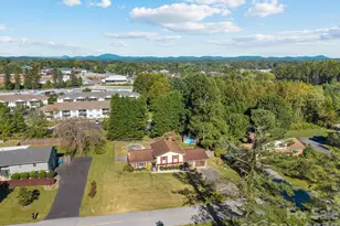 87 Underhill Rd, Hendersonville, NC 28792 - Photo 5