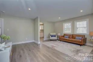 1226 Weldon Ave, Charlotte, NC 28205 - Photo 9