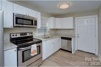 1226 Weldon Avenue, Charlotte, NC 28205 - Photo 11