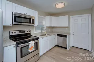 1226 Weldon Ave, Charlotte, NC 28205 - Photo 11