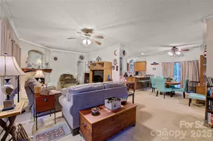397 Reservoir Rd, Spruce Pine, NC 28777 - Photo 9