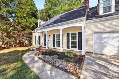 9121 Gamesford Drive, Charlotte, NC 28277 - Photo 3
