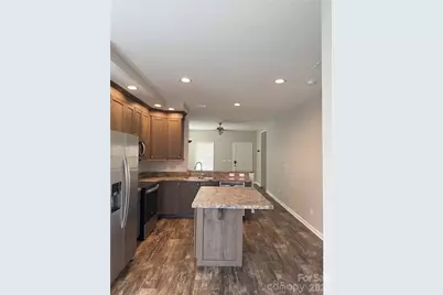 323 Martin Street, Shelby, NC 28150 - Photo 5