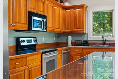 179 Woodlyn Etch Drive, Hendersonville, NC 28792 - Photo 9