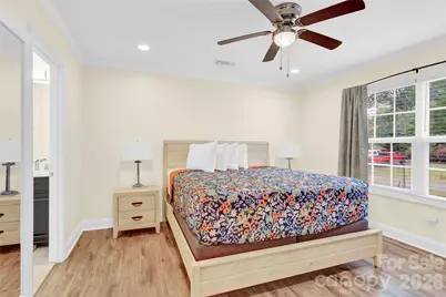 919 Edgemont Avenue, Belmont, NC 28012 - Photo 23