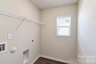 1010 Moorebrook Dr, Charlotte, NC 28214 - Photo 35