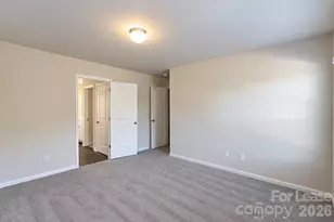 1010 Moorebrook Dr, Charlotte, NC 28214 - Photo 25