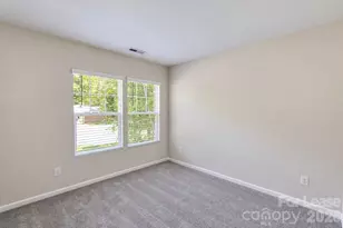 1010 Moorebrook Dr, Charlotte, NC 28214 - Photo 17