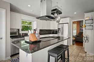 2759 Country Meadows Ln, Valdese, NC 28690 - Photo 9