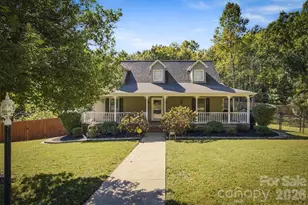 2759 Country Meadows Ln, Valdese, NC 28690 - Photo 1