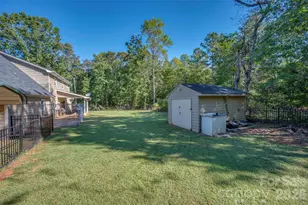 210 Plum Creek Rd, Ellenboro, NC 28040 - Photo 33
