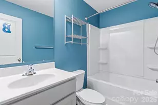5904 Ellimar Field Ln, Charlotte, NC 28215 - Photo 17