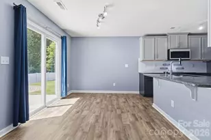 5904 Ellimar Field Ln, Charlotte, NC 28215 - Photo 9