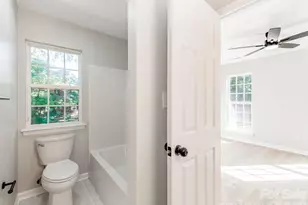 810 Greenhill Dr, Charlotte, NC 28217 - Photo 33
