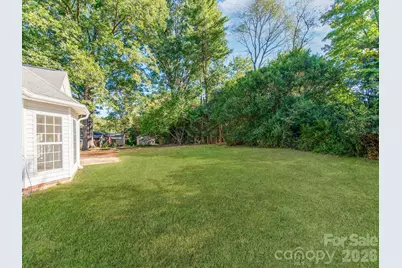 810 Greenhill Drive, Charlotte, NC 28217 - Photo 15