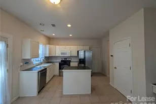 111 Foxtail Dr, Mooresville, NC 28117 - Photo 9