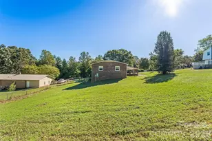 2480 Raintree St, Connelly Springs, NC 28612 - Photo 25